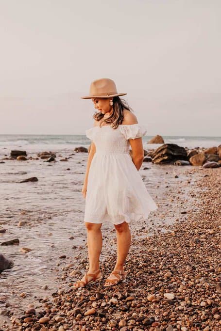 Kate Wilkinson, the founder of Australia Travel Hub, a website that provides Australia travel guides and tips. 
